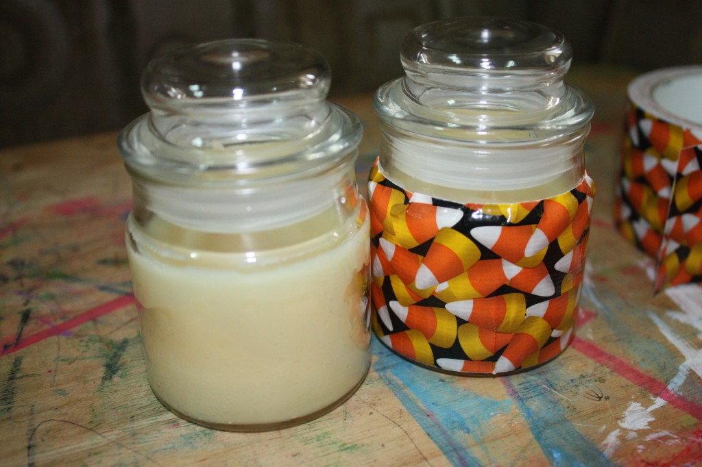 DIY Halloween Candle: Cheap, Easy and under $2. This is a simple DIY Halloween craft that is very inexpensive to make. This is an easy Halloween decoration.