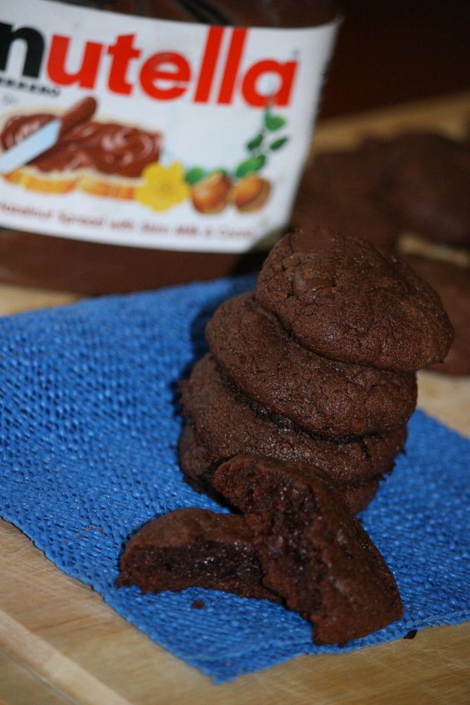 Easy 4 ingredients Nutella Chocolate Chip Cookies