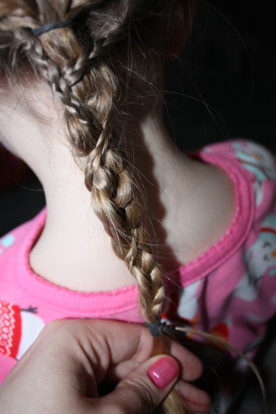 Getting the Disney's Tangled Braid Twist the micro braids