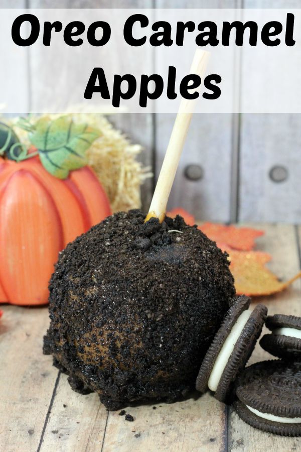 Perfect for Fall, this apple dessert will remind you of the fair. Oreo caramel apple recipe