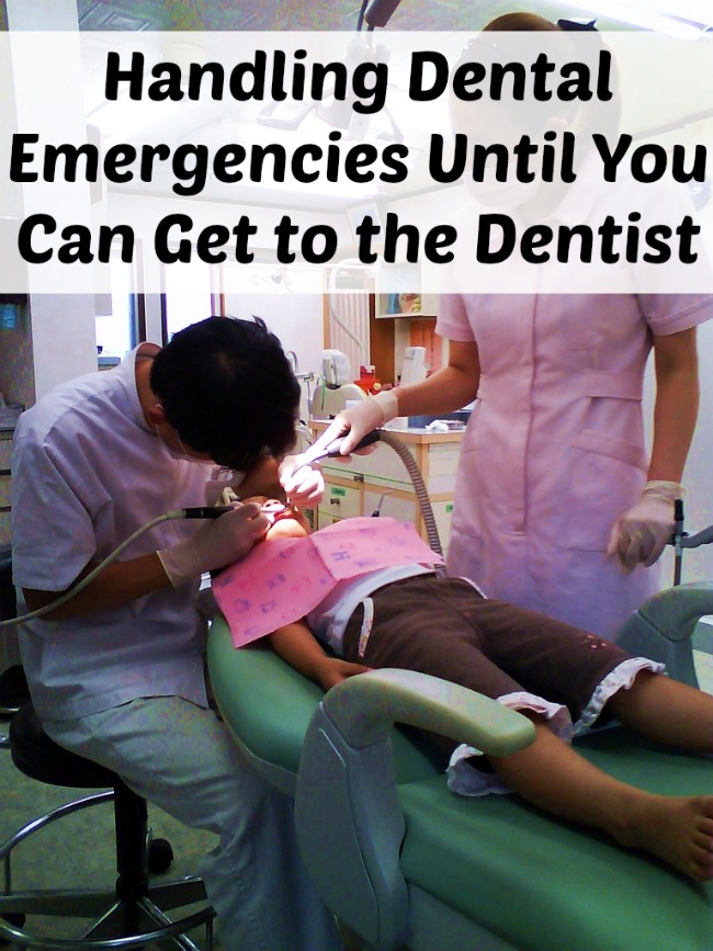 Handling Dental Emergencies Until You Can Get to the Dentist
