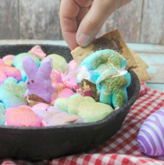 Peeps s'mores dip with graham crackers