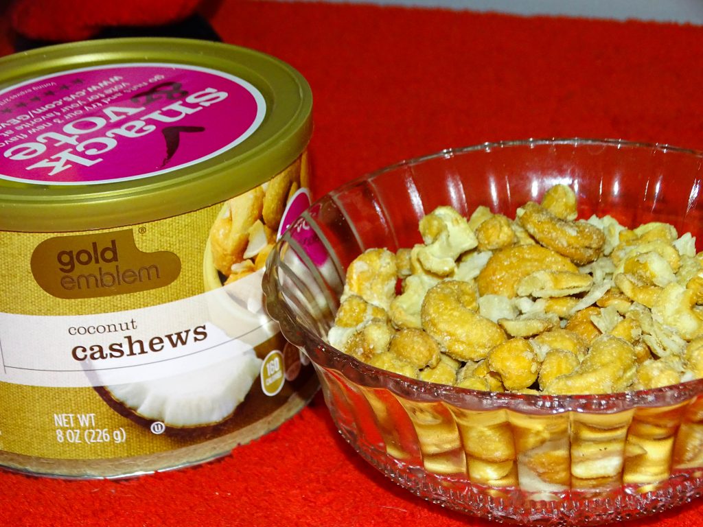 The holidays are nuts. It is time to go nuts with these nutty holiday snacks. Gold Emblem has 3 new flavors of cashews that make great holiday snacks. 