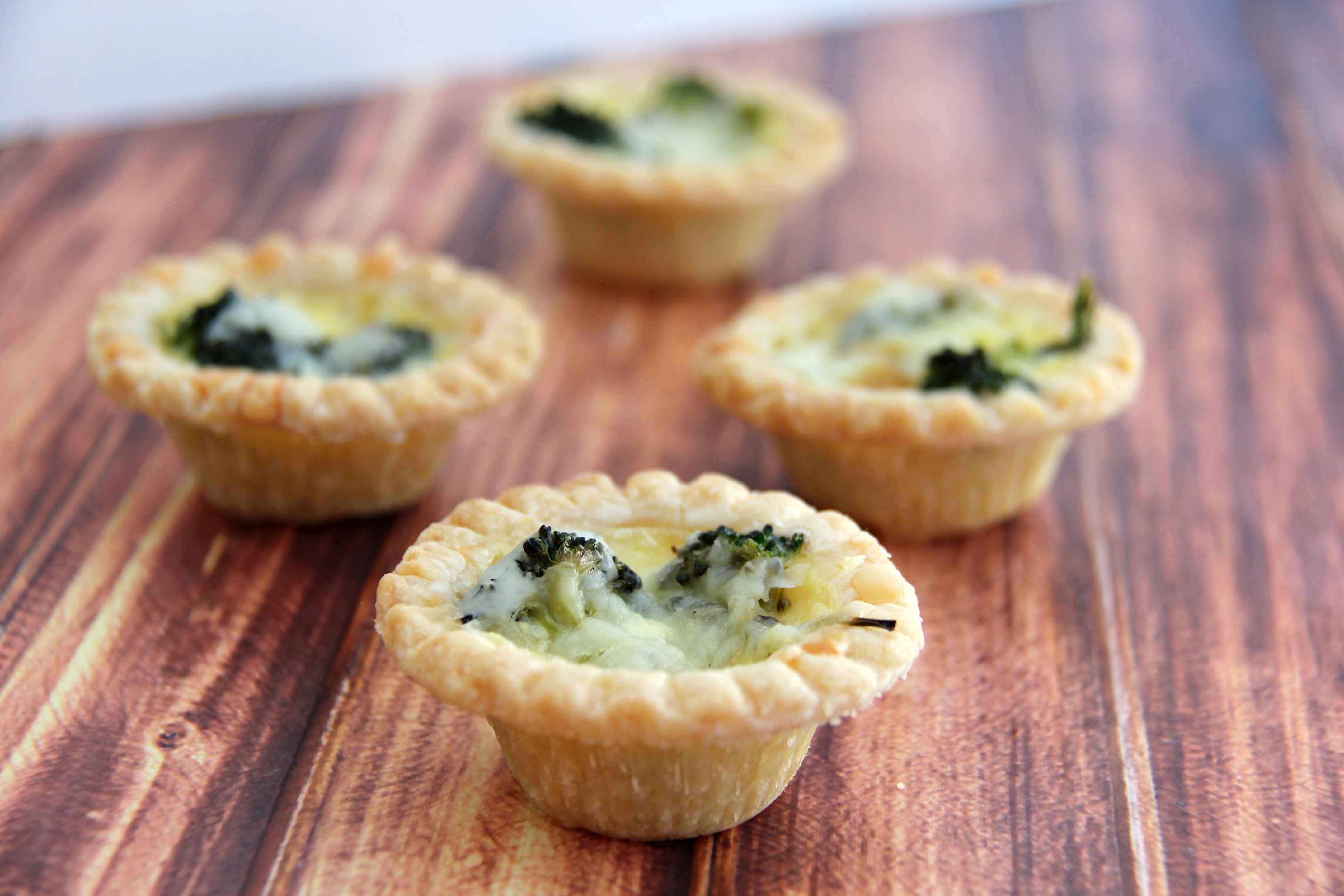 Broccoli and Cheddar Mini Quiches Recipe | Our WabiSabi Life