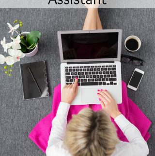 Do you want to work from home but you are not interested in being a blogger? Become a virtual assistant taking this thorough course.