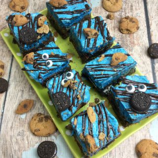 Looking for a fun cookie monster treat? These Cookie Monster Brownies are so tasty and kids will love them. Perfect for your Cookie Monster fan.