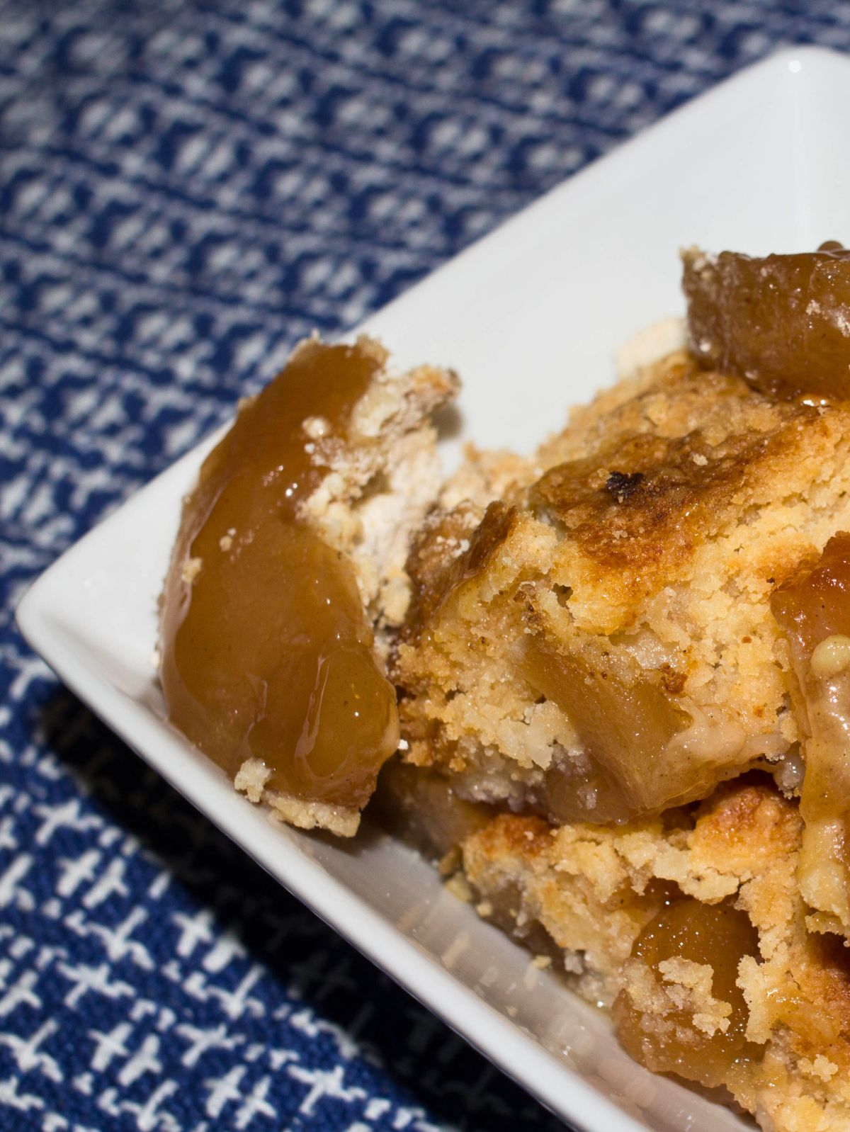 apple cobbler in a white bowl