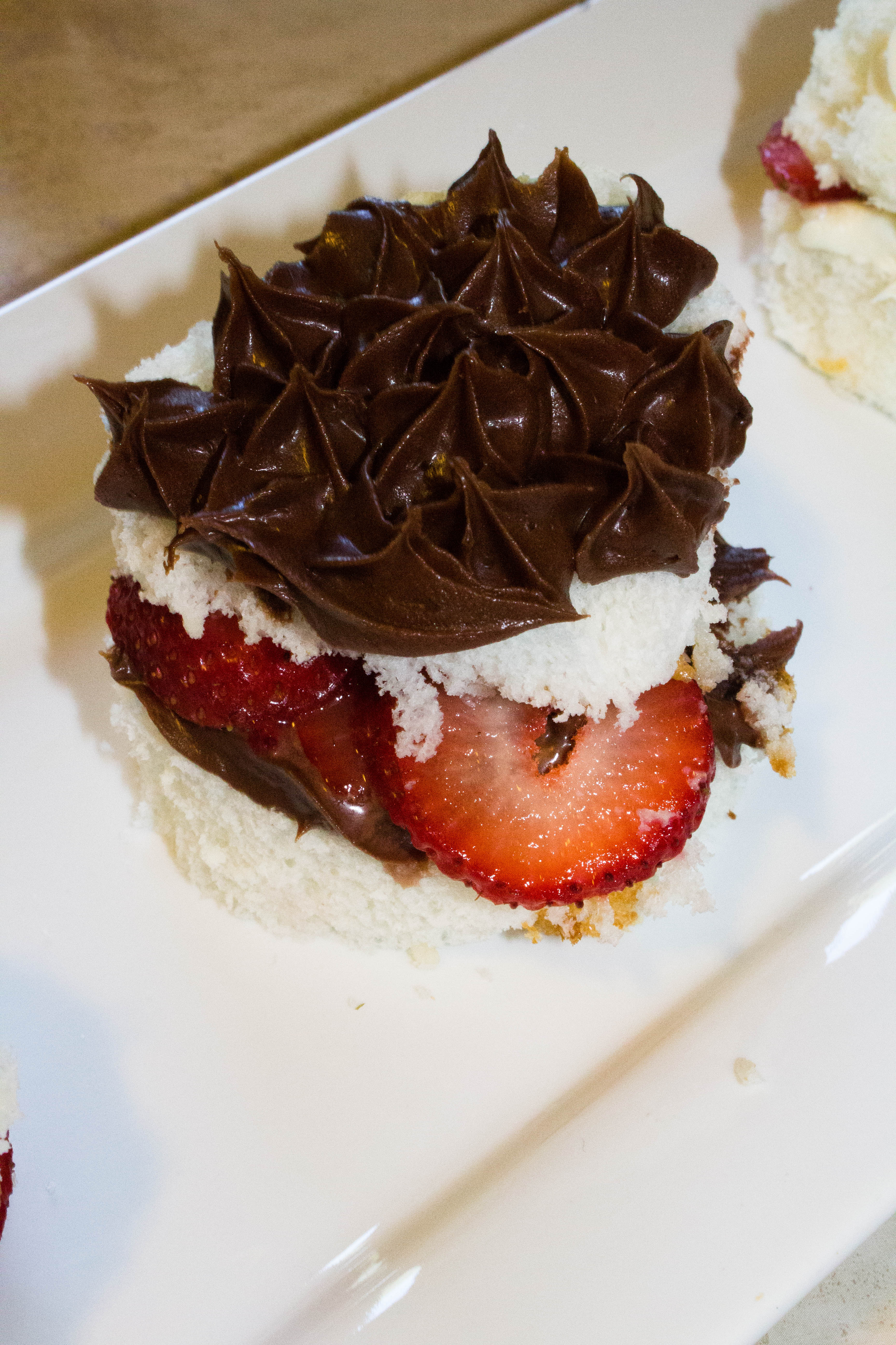 Heart Angel Food Cakes are a simple 5 minute dessert that only takes 3 ingredients. Perfect for week night dessert. 