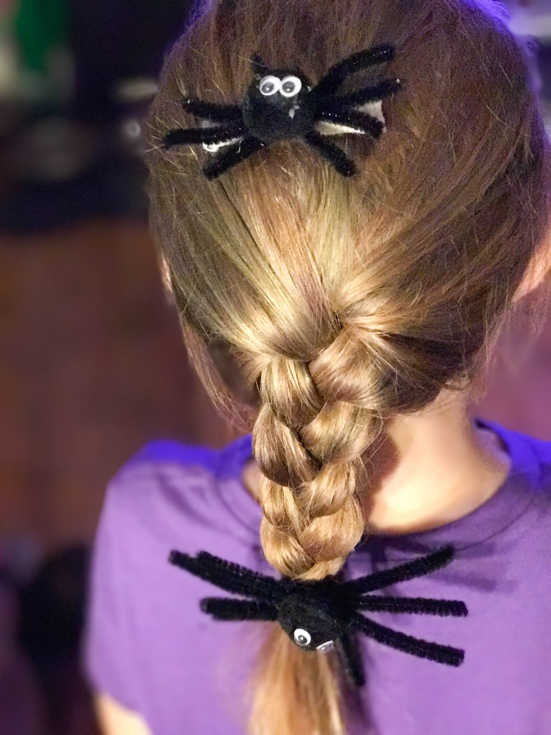 Halloween Hair Style : Create a Simple Spider Hair Accessory