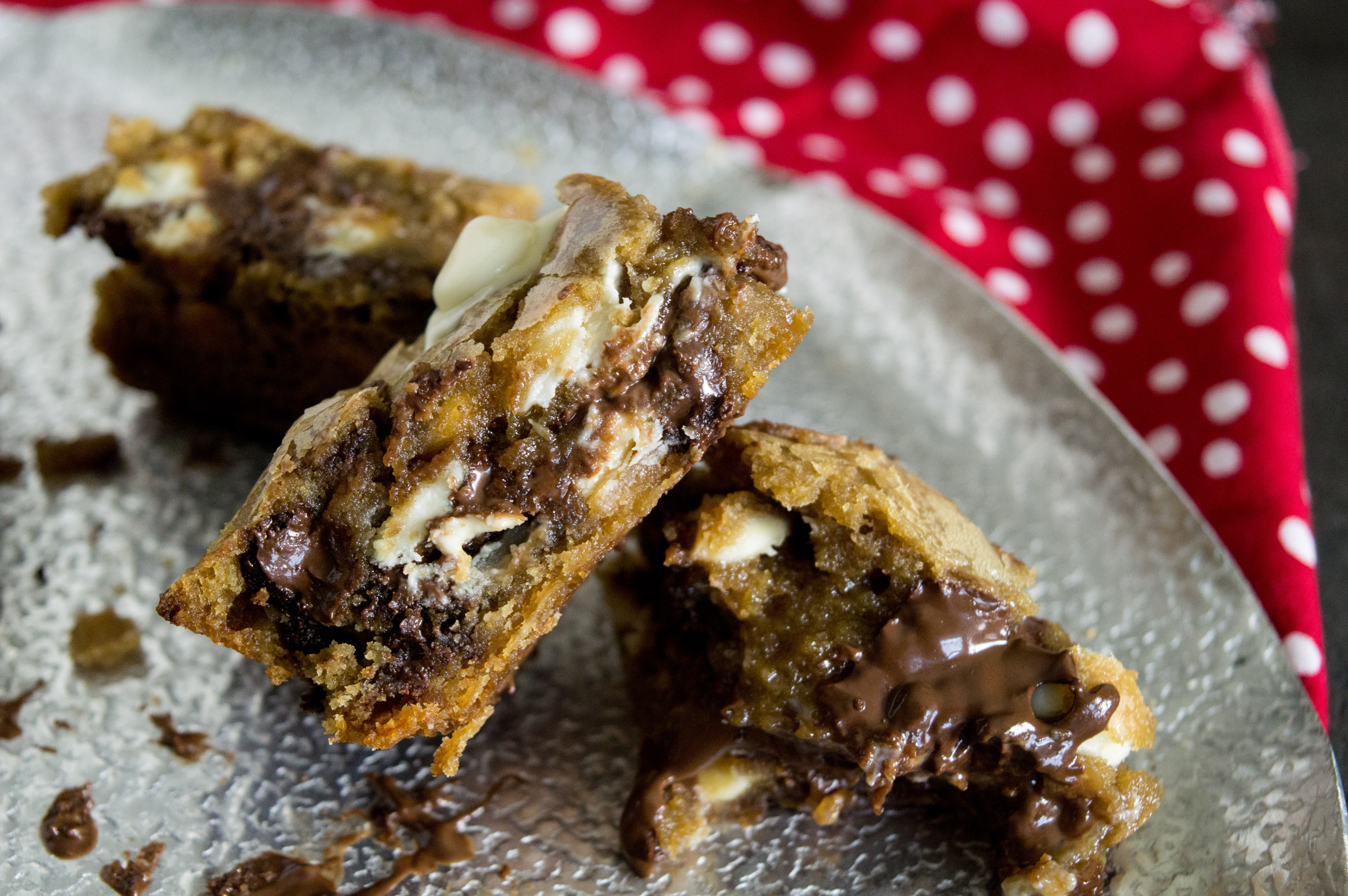 Looking for a Nutella cookie recipe? Look no farther. These Nutella Chocolate Chip Sugar Cookie Bars are so good and take cookie bars to a new level. 
