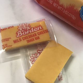 Need a great tasting snack? These Borden® Cheese Snack Bars are Great for Snacks on the Go #AD #JuneDairyMonth #JuneDairyMonthBlog