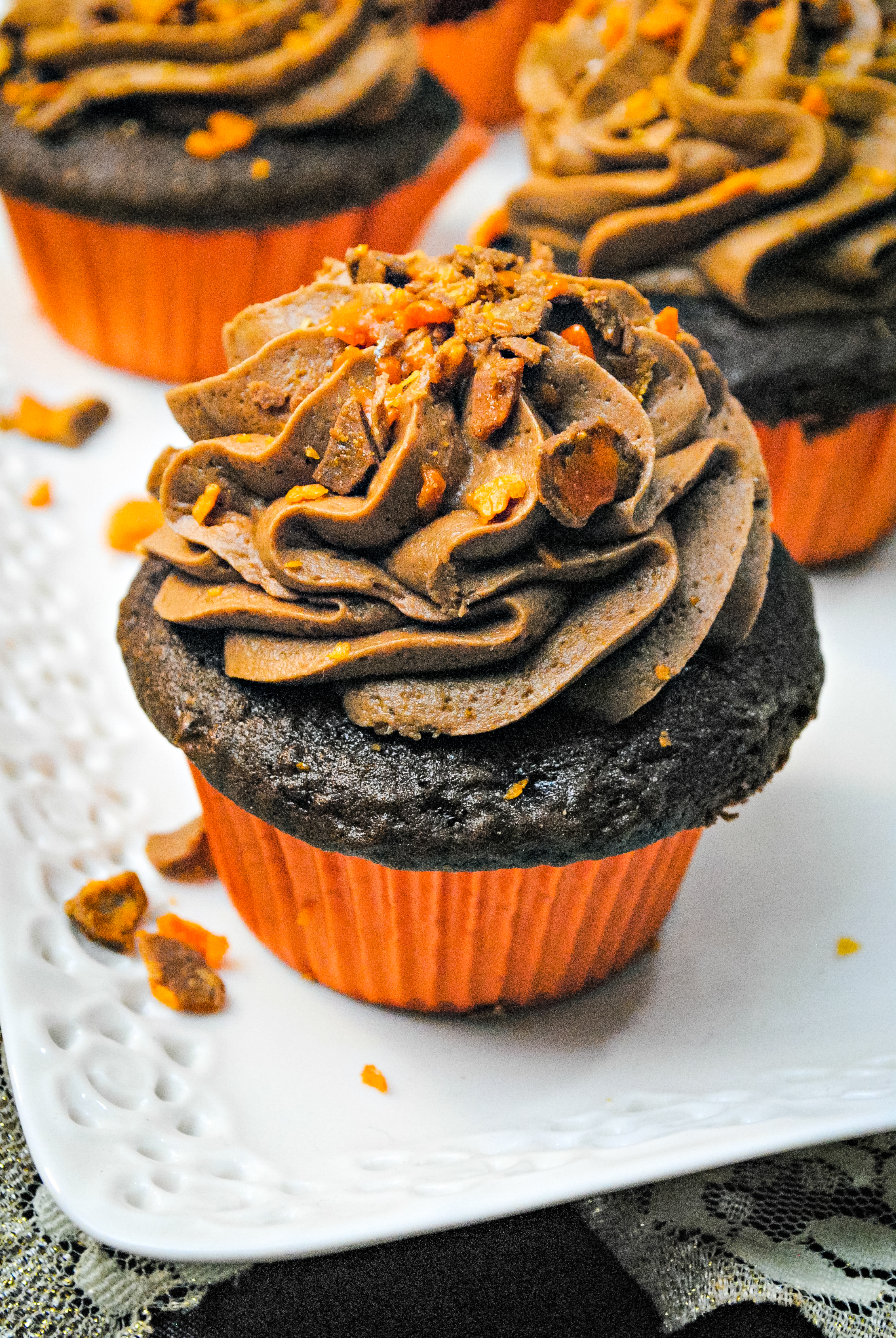 What to Do With Leftover Halloween Candy? Butterfinger Cupcakes are a way to use up Halloween candy or just add some delicious toppings.