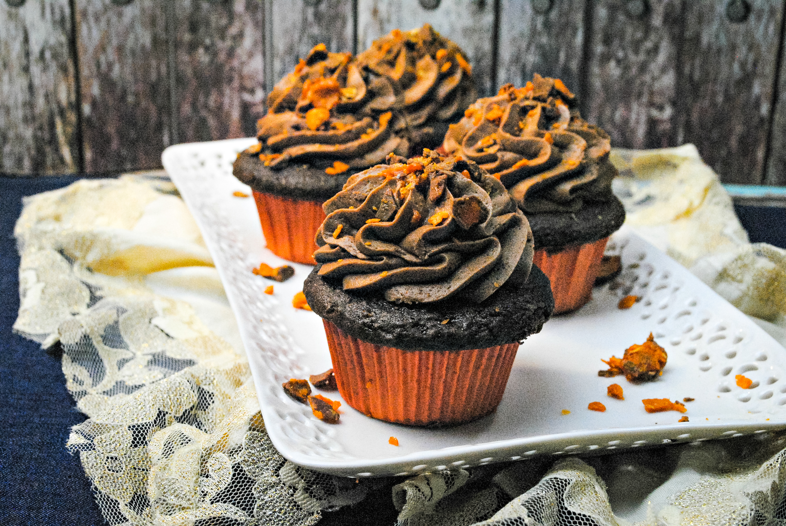 What to Do With Leftover Halloween Candy- Butterfinger Cupcakes are a way to use up Halloween candy or just add some delicious toppings.