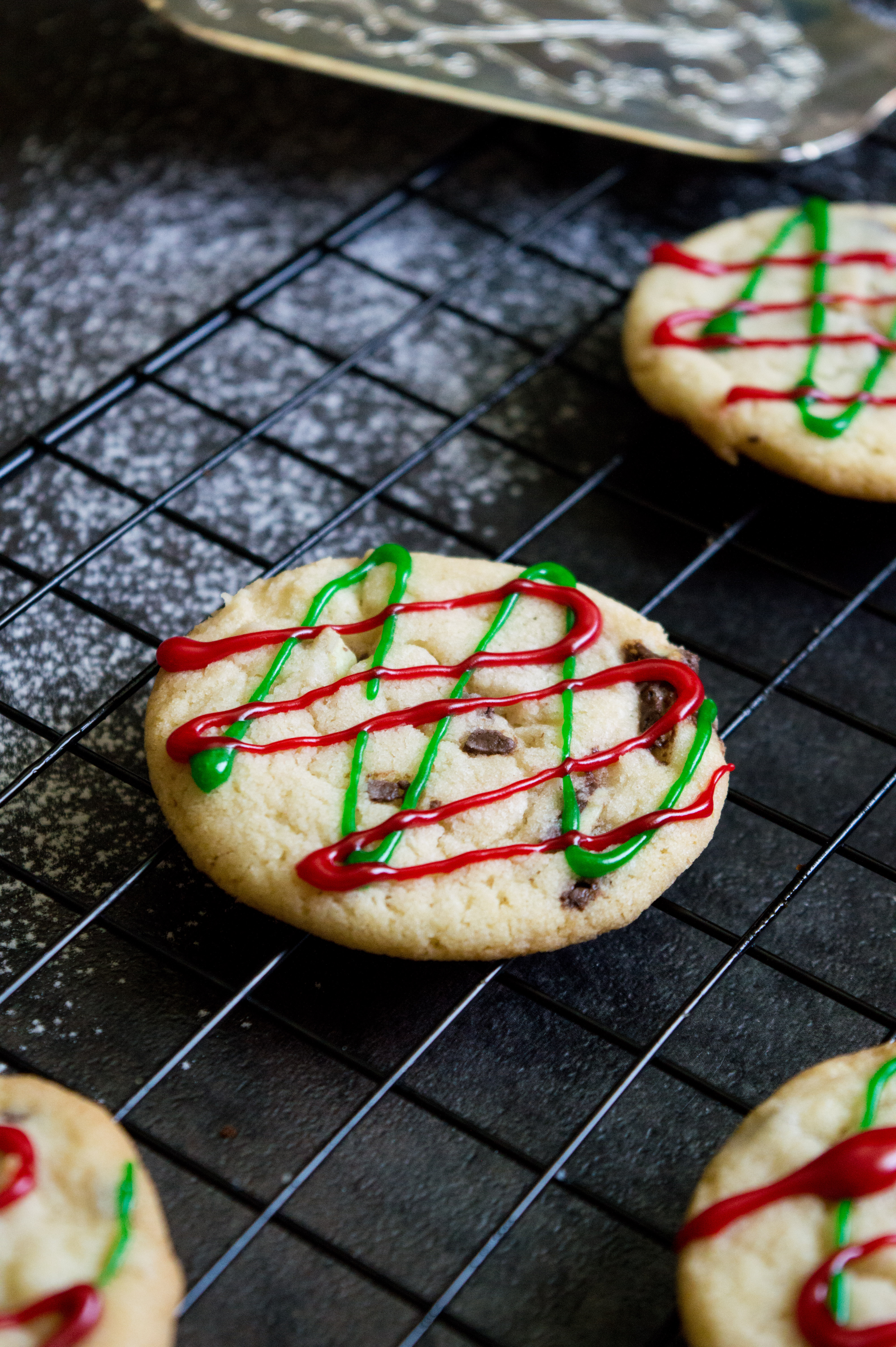 Looking for an amazing sugar cookie recipe? This mint sugar cookies recipe is out of this world. Perfect Christmas cookies, chocolate mint sugar cookies taste fantastic. These mint sugar cookies have Andes candies in the mix. #cookies #Christmas #Mint #Chocolate