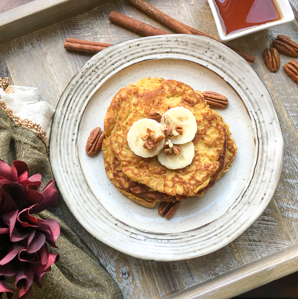 Looking for a healthy keto pancake recipe? Need a keto breakfast that won't set your diet off track? These delicious pumpkin spice pancakes are keto and paleo friendly. #Keto #Paleo #Breakfast #Recipe