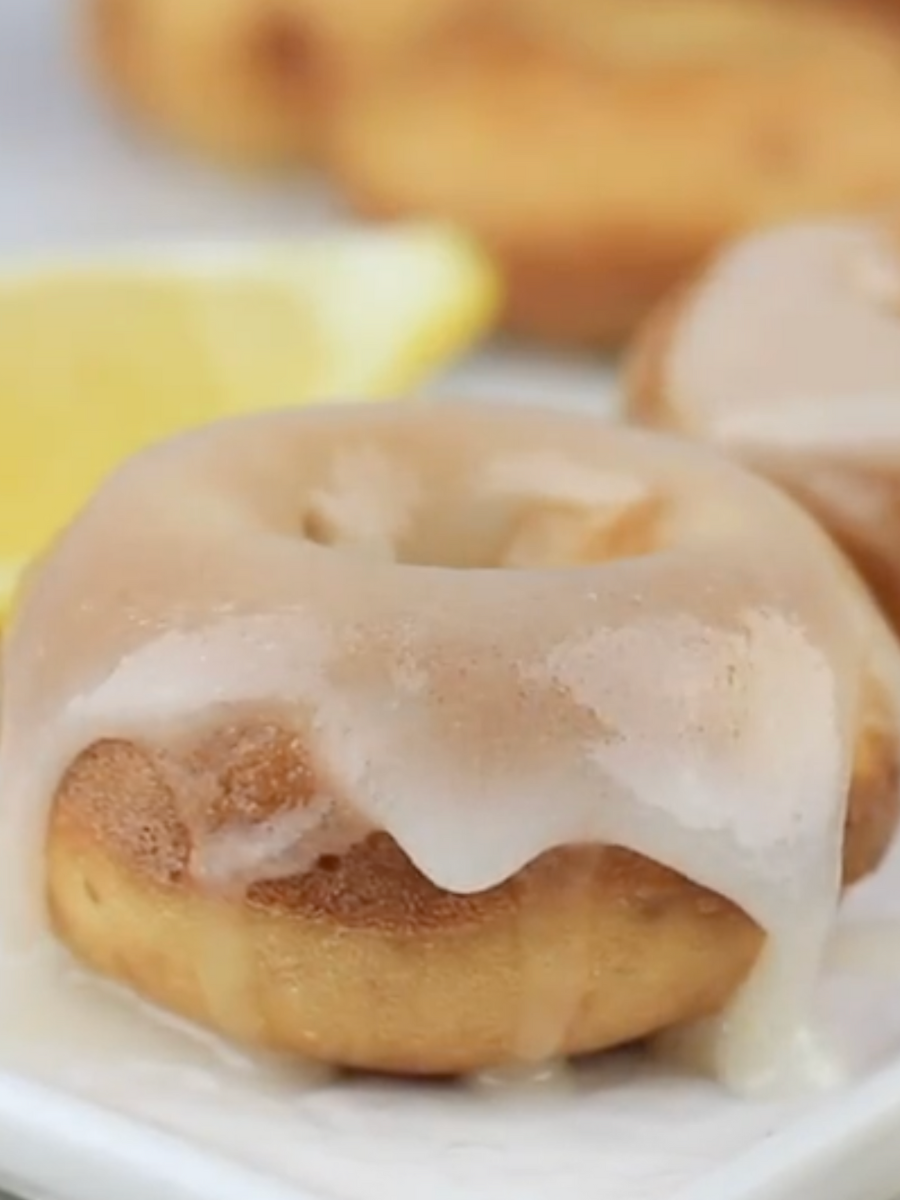 Love Lemon? Want to make Lemon Donuts at home? You have to try this recipe. These lemon doughnuts are so good you might eat the whole batch. But don't worry, they are only 1 point on Weight Watchers lemon donuts