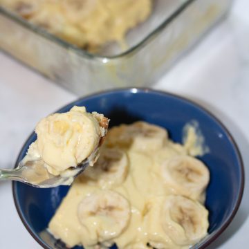 banana pudding on a spoon