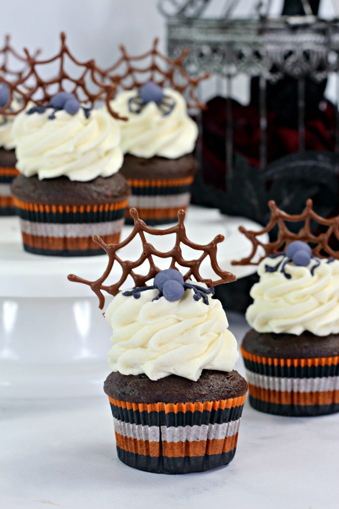 Spider Cupcakes | Halloween Cupcakes | Our Wabi Sabi Life