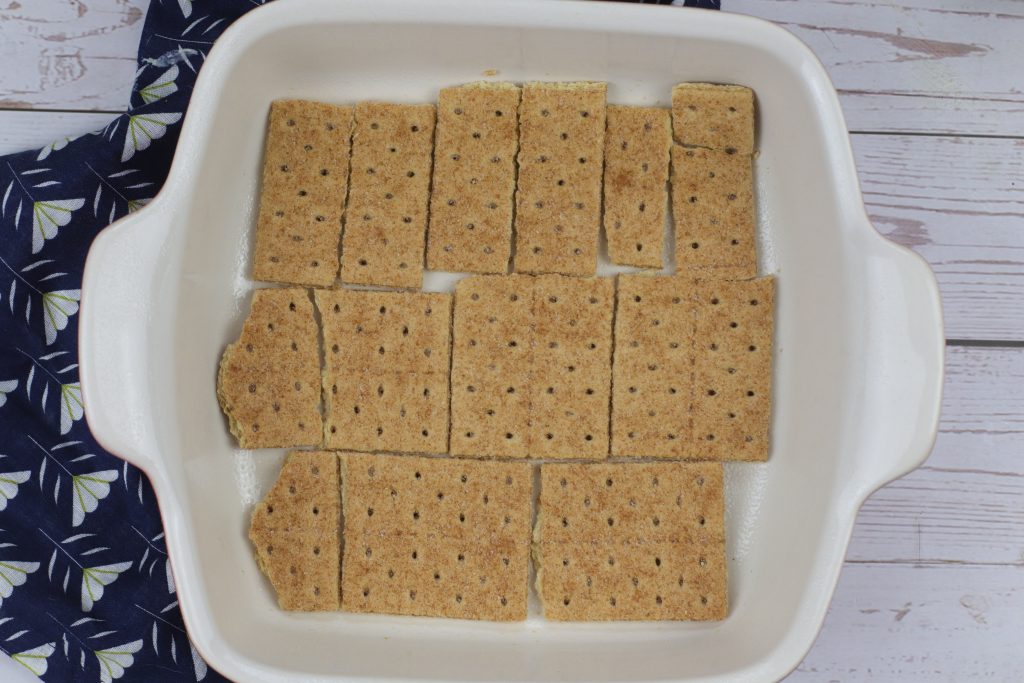 graham crackers in the dish