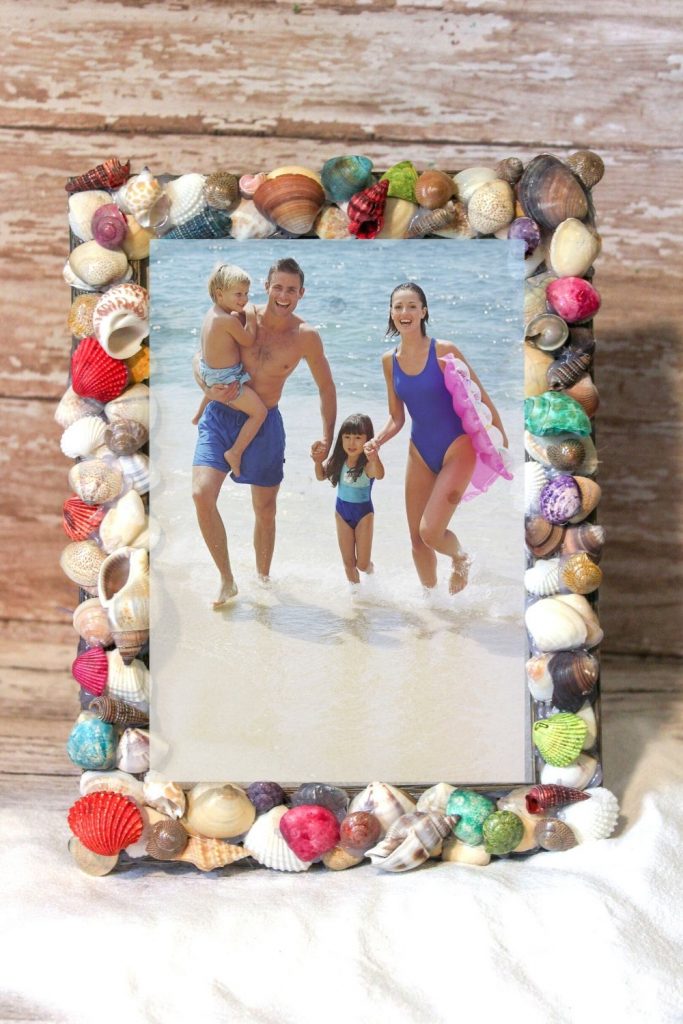 Nautical Seashell Picture Frame Craft