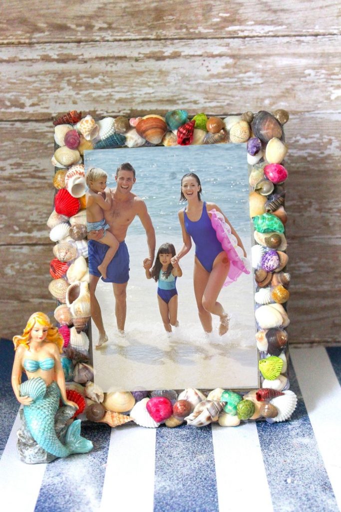 Nautical Seashell Picture Frame Craft