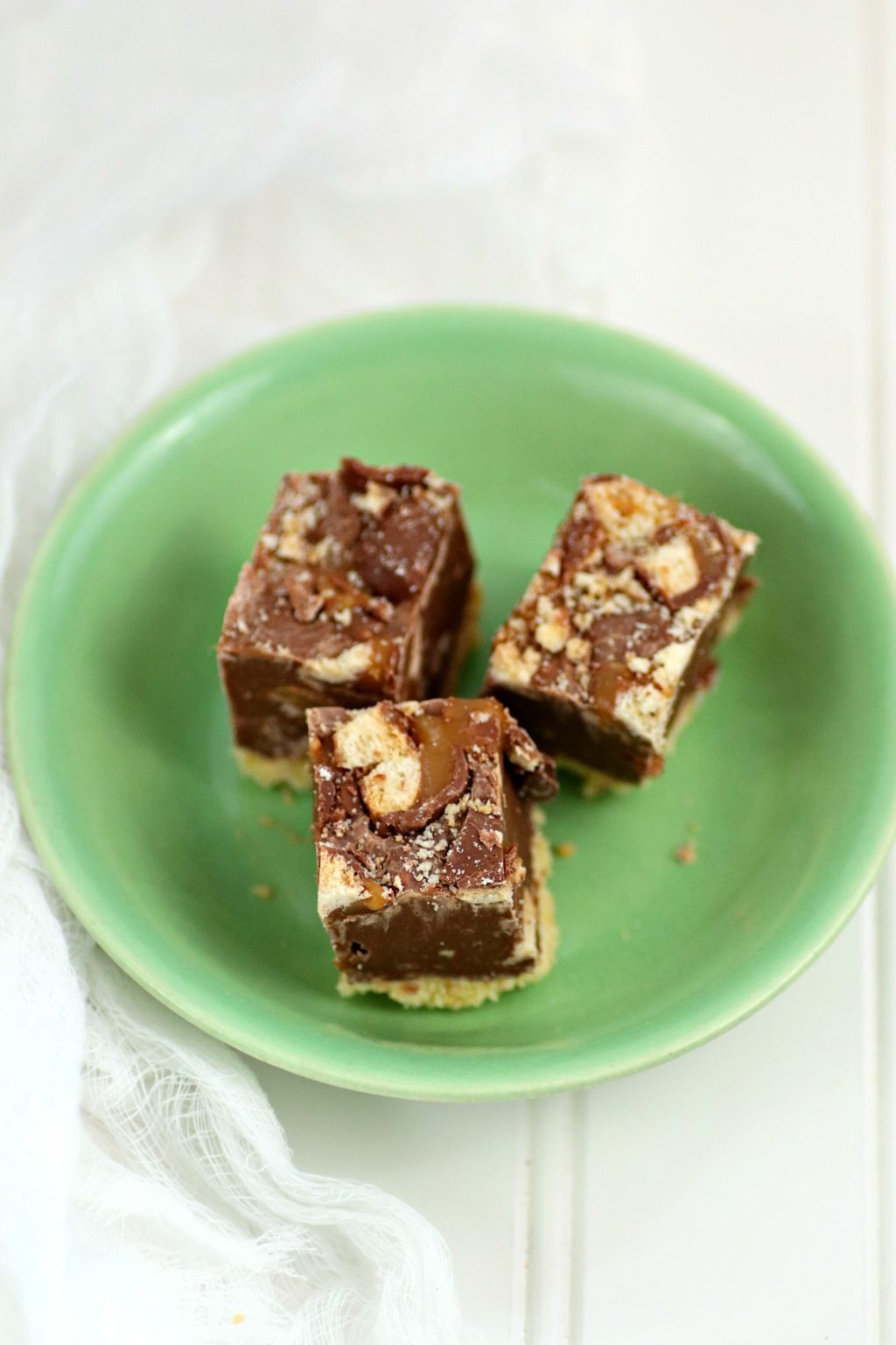 Amazingly Easy Copycat Twix Fudge Recipe Everyone Will Love