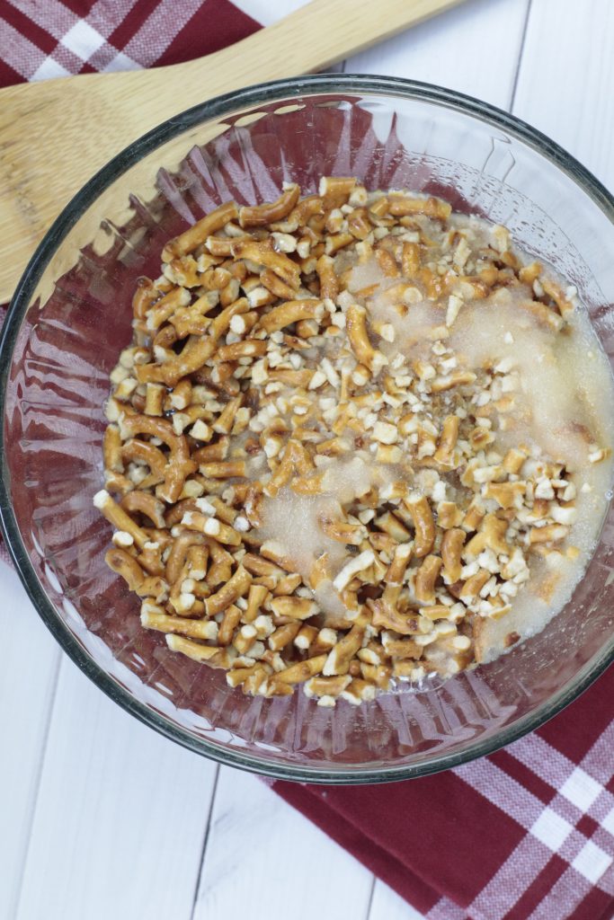 pretzels in the bowl