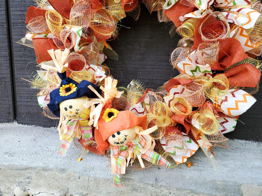 Easy Scarecrow Wreath for Fall 