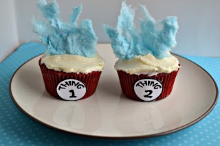 thing 1 and thing 2 cupcakes