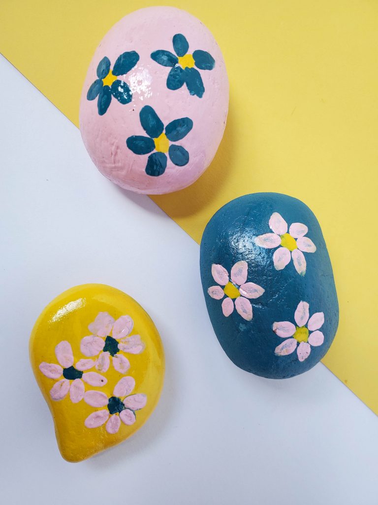 How to Make Beautiful Flower Painted Rocks Our WabiSabi Life