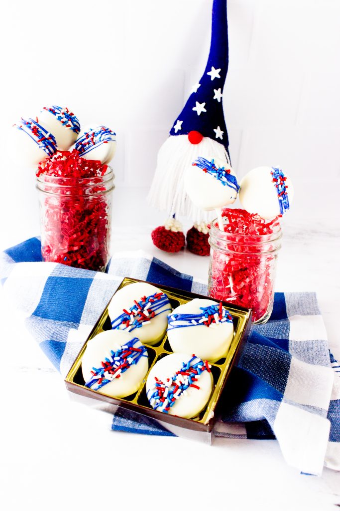 red white and blue Oreos