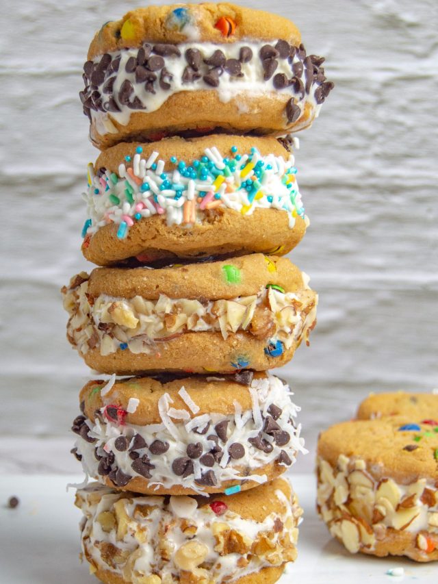 ice cream cookie sandwich
