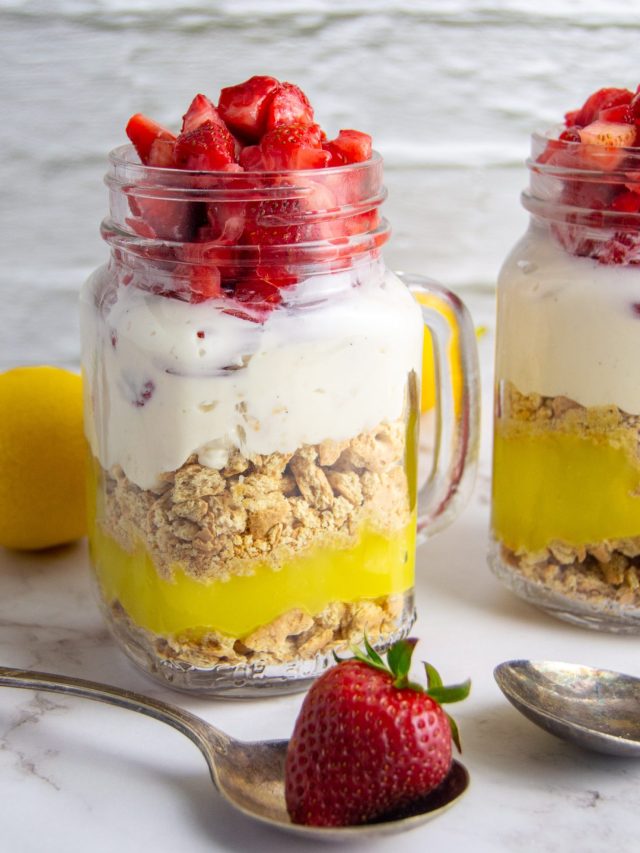 cropped-Strawberry-Cheesecake-lemon-curd-Parfait-5-scaled-1.jpg