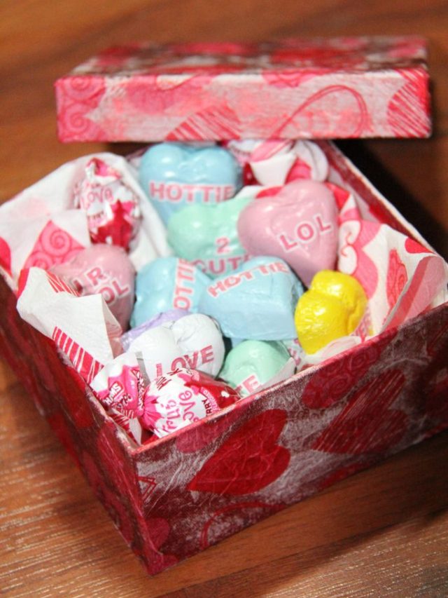 DIY-Valentine-gift-box-complete-e1422413455557-683x1024