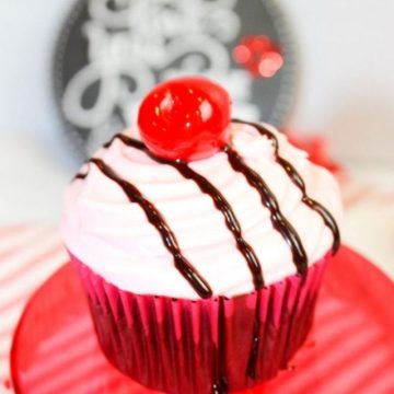 Chocolate-Cherry-Cupcakes-12-683x1024