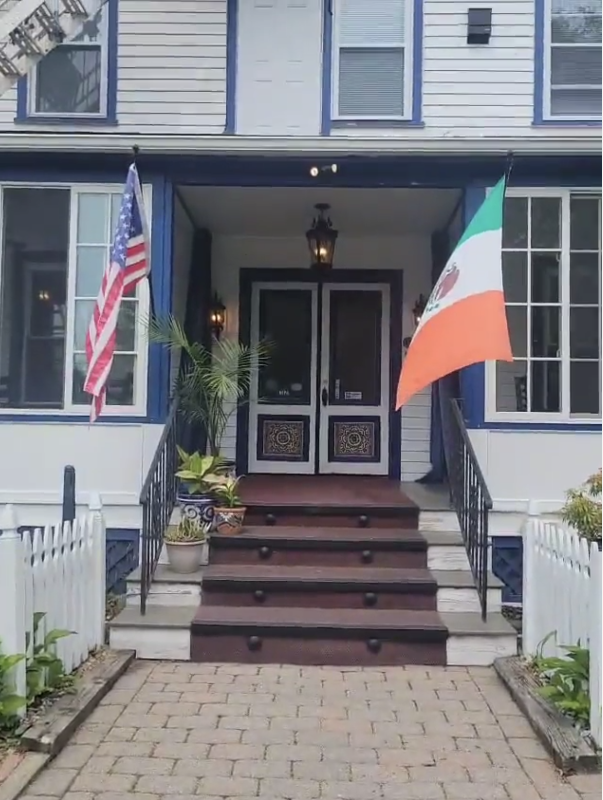 la posada front