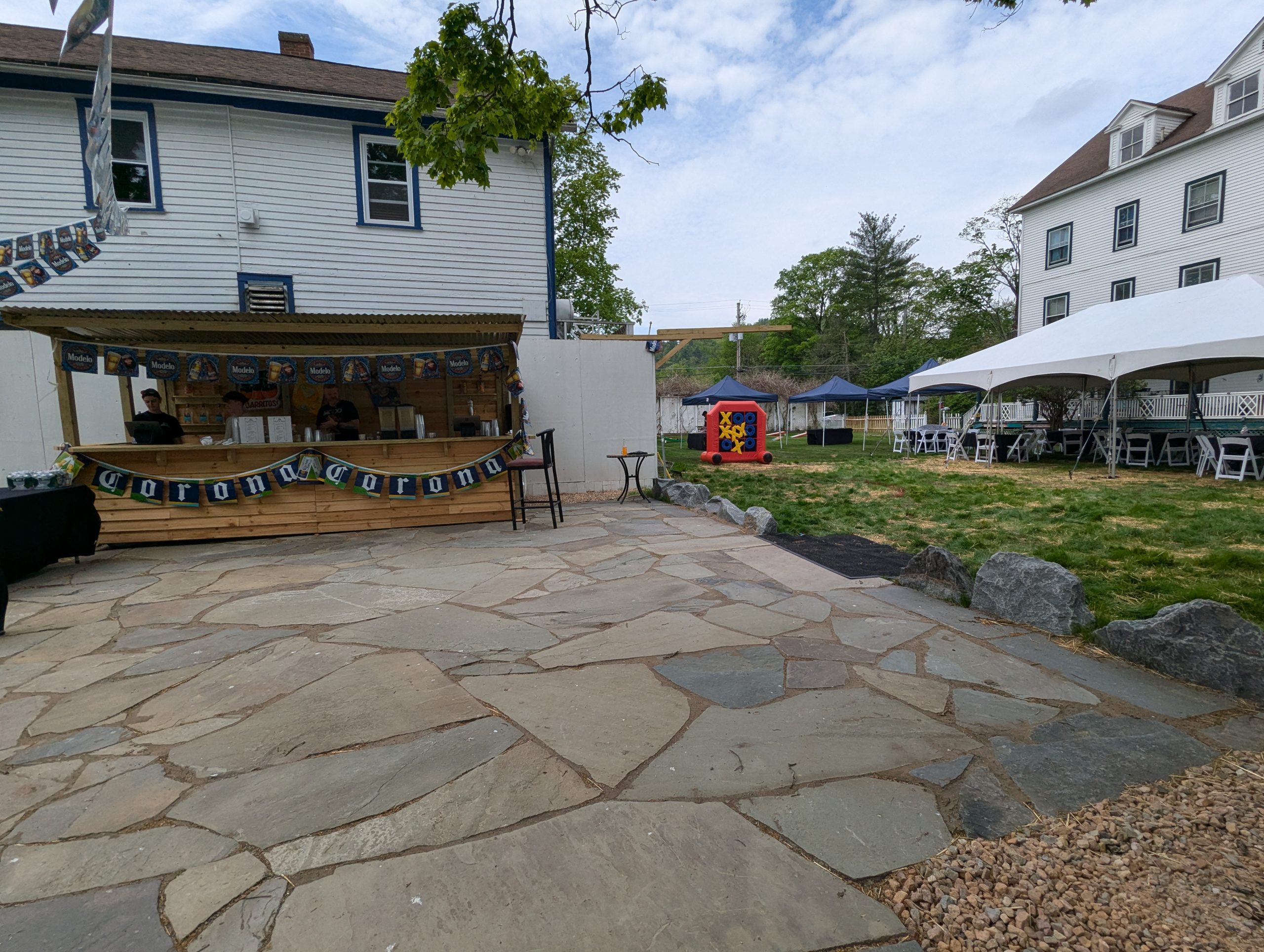 outdoor court yard space