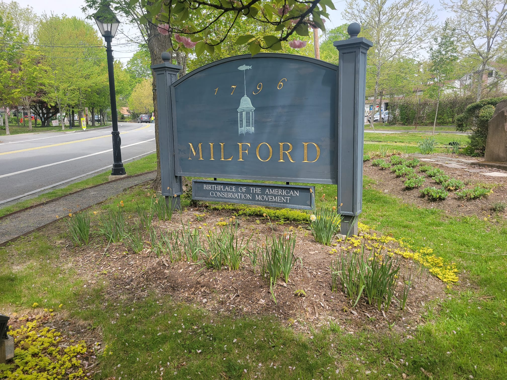 milford sign