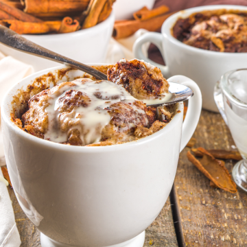 Cinnabon Cake in Mug