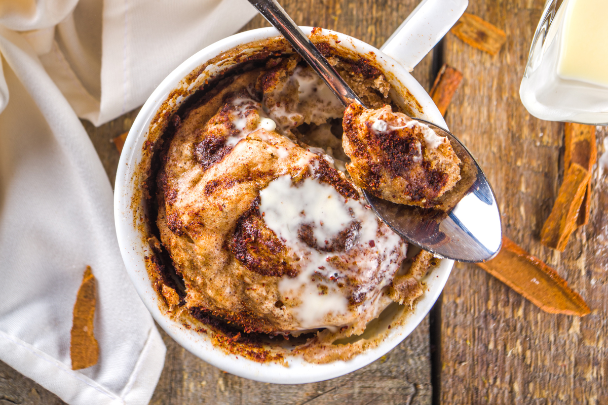 Cinnabon Cake in Mug