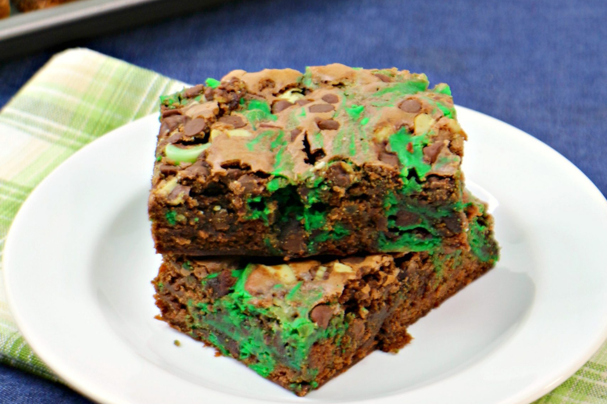 Mint Chocolate Cheesecake Brownies