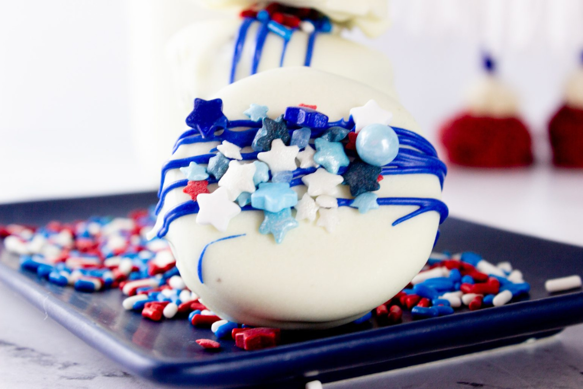Red‑White‑Blue Oreo Pops