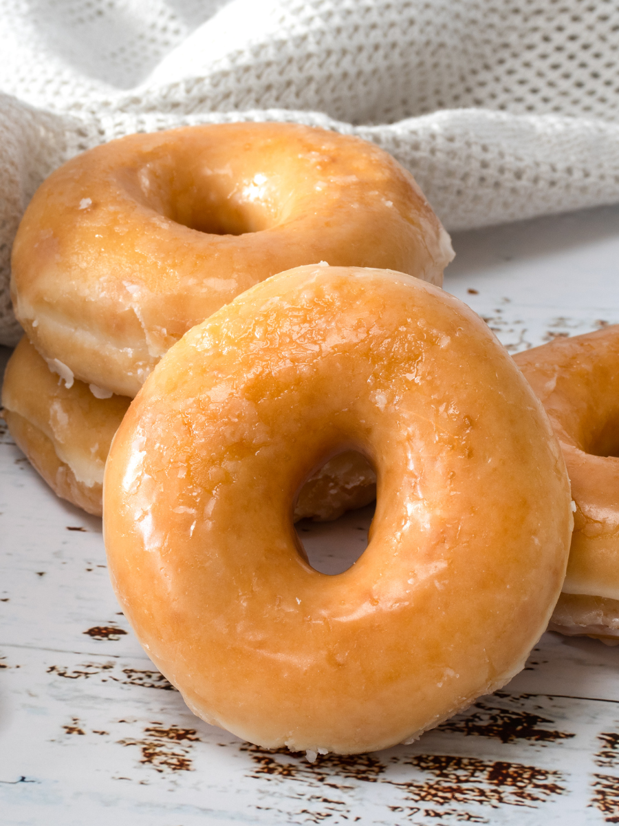 biscuit donuts with glaze