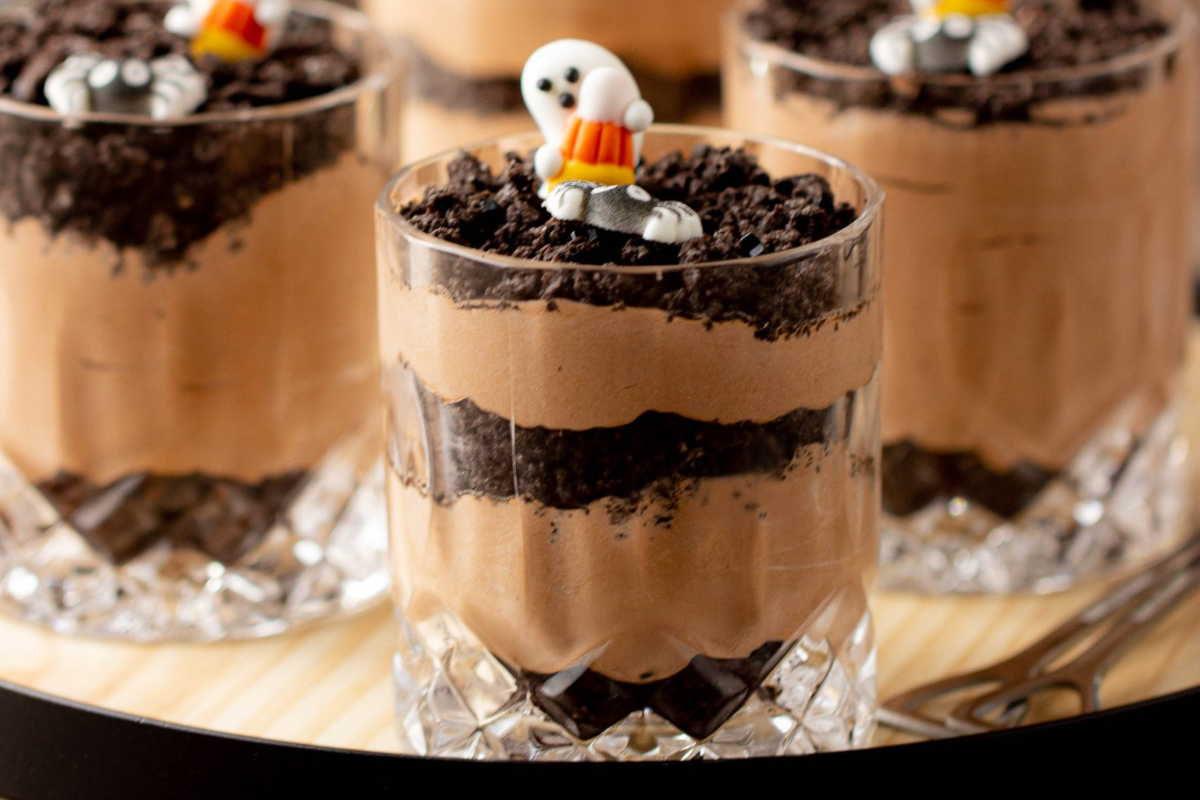 Halloween Dirt Pudding Cups