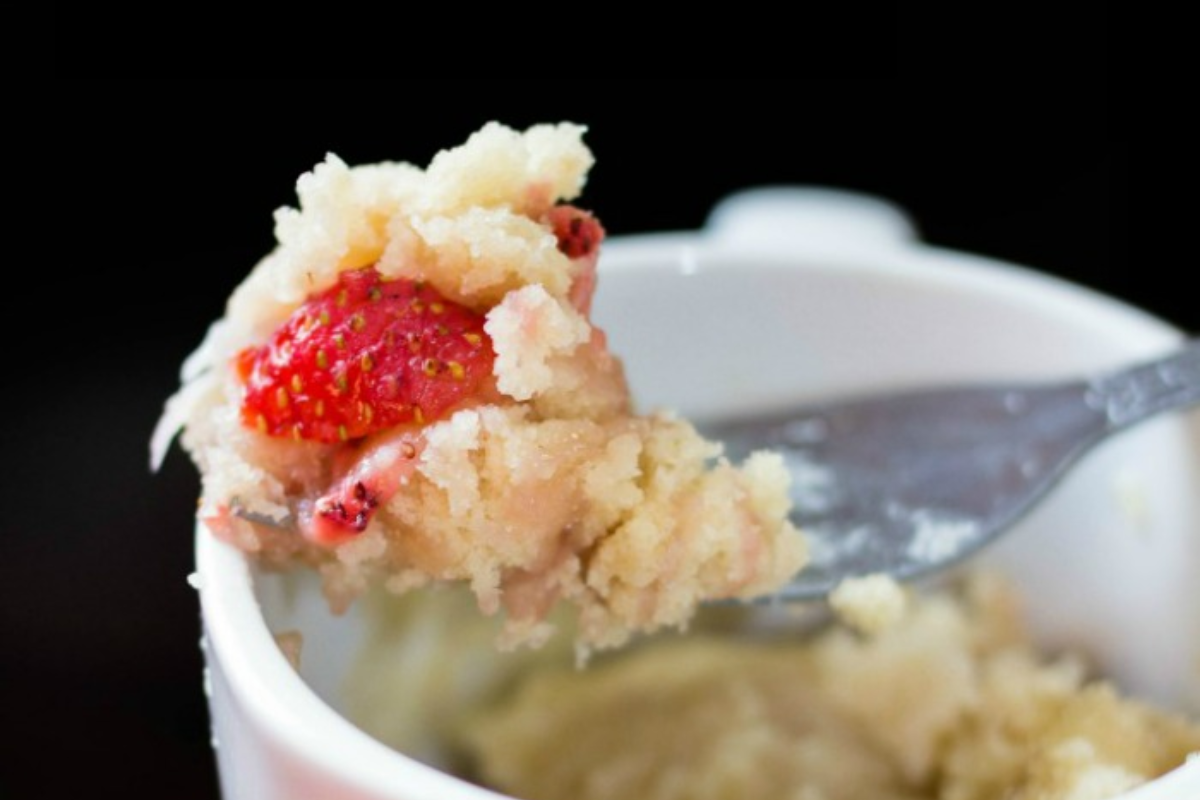 Strawberry Muffin in a Mug