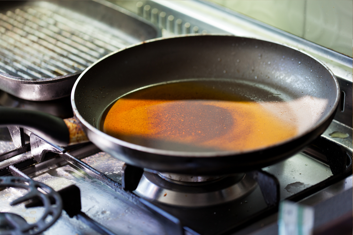 how to clean grease from pan