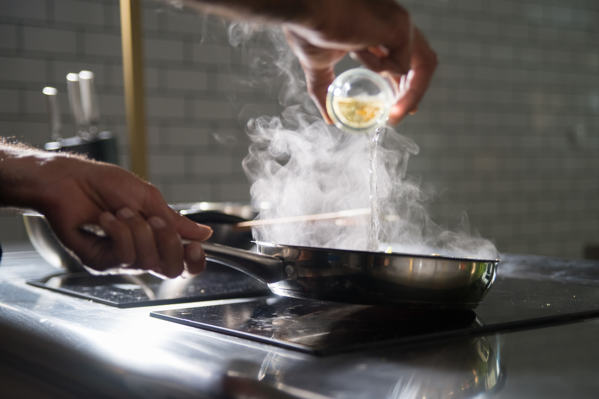 how to clean grease from pan