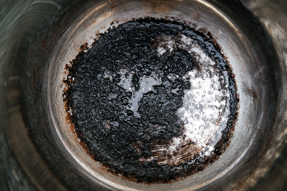 how to clean grease from pan