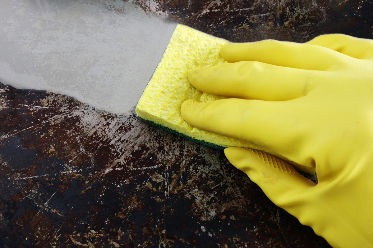 how to clean grease from pan