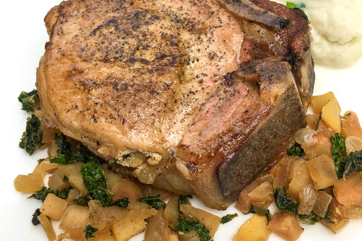 apple rosemary pork chops